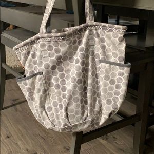 Retro metro tote! 💼